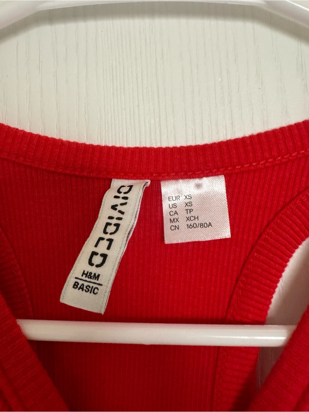 H&M Red Ribbed High-Neck Tank - Picture 3 of 3